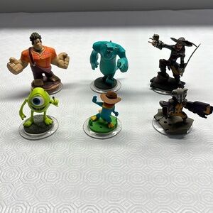 Disney Infinity Pixar and Marvel Lot of 6 Figures